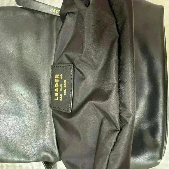 Leader Bag - Picture 9 of 11